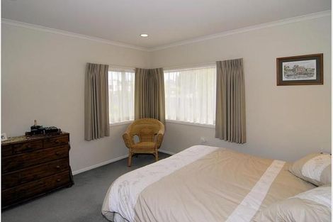 Photo of property in 391 East Coast Road, Mairangi Bay, Auckland, 0630