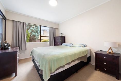 Photo of property in 1/119 Glenmore Road, Sunnyhills, Auckland, 2010