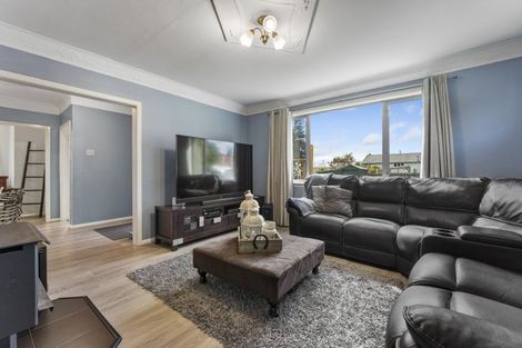 Photo of property in 1 Huia Street, Pahiatua, 4910