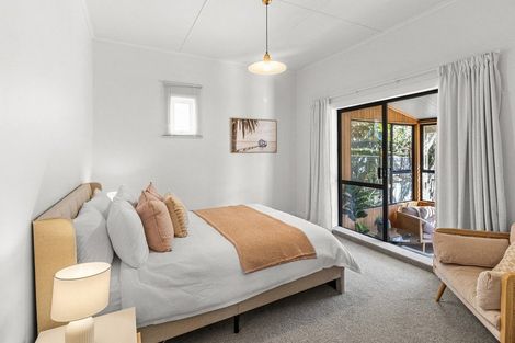 Photo of property in 42 Gaine Street, New Plymouth, 4310