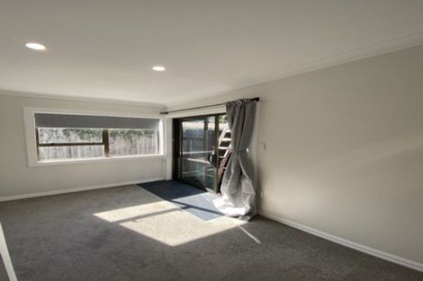 Photo of property in 14 Evans Road, Weymouth, Auckland, 2103
