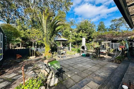 Photo of property in 78 Harmel Road, Glendene, Auckland, 0602