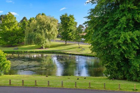 Photo of property in 4 Brownlee Place, Pukekohe, 2120