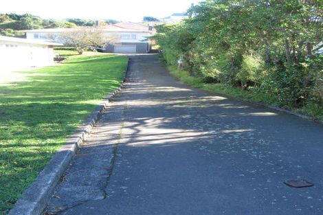 Photo of property in 27 Bracken Road, Paparangi, Wellington, 6037