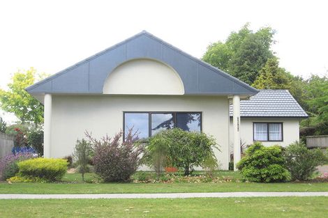 Photo of property in 269 Lamb Street, Leamington, Cambridge, 3432