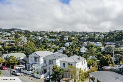 Photo of property in 17 Saint Michaels Crescent, Kelburn, Wellington, 6012