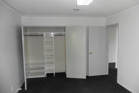Photo of property in 39 Kirrie Avenue, Te Atatu South, Auckland, 0610
