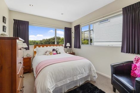 Photo of property in 71 Saint Ives Drive, Camborne, Porirua, 5026