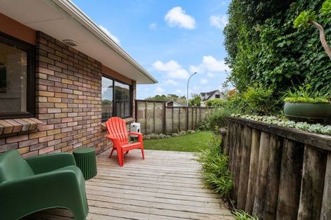 Photo of property in 4 Ruskin Place, Westown, New Plymouth, 4310