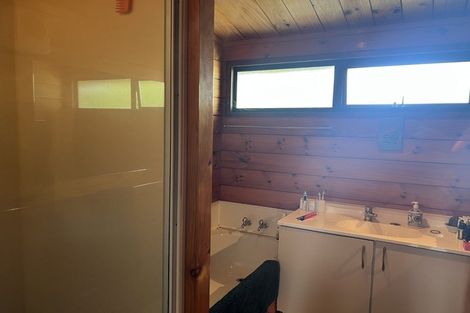 Photo of property in 11 Fitzwater Place, Henderson, Auckland, 0612