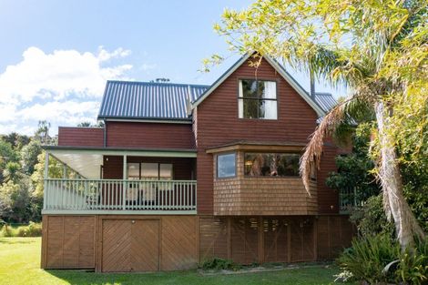 Photo of property in 15 Irishtown Road, Kuaotunu, Whitianga, 3592