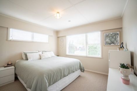 Photo of property in 16 Cavendish Crescent, Awapuni, Palmerston North, 4412