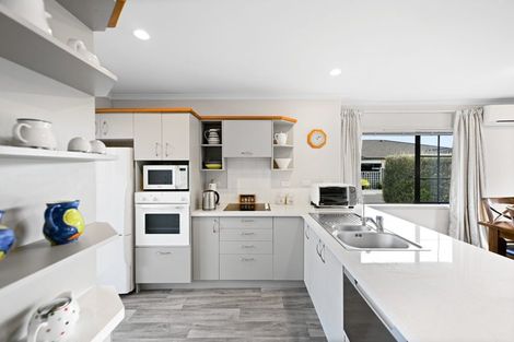 Photo of property in Bramley Gardens, 48/3 Turnbury Court, Rototuna, Hamilton, 3210