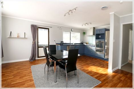 Photo of property in 16a Shortt Street, Foxton Beach, Foxton, 4815