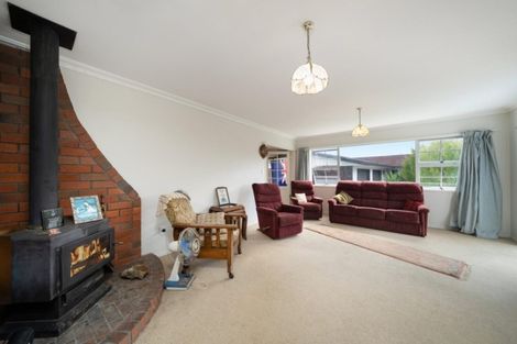 Photo of property in 19 Endeavour Avenue, Welcome Bay, Tauranga, 3112