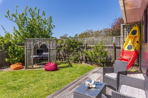 Photo of property in 13 Rauparaha Street, Waikanae Beach, Waikanae, 5036
