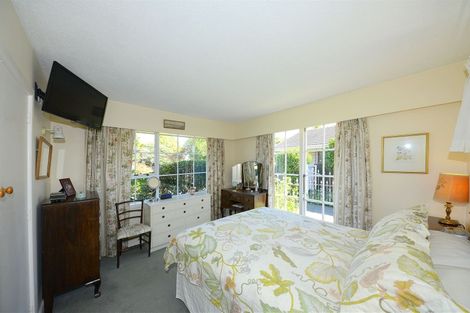 Photo of property in 22 Ambleside Drive, Burnside, Christchurch, 8053