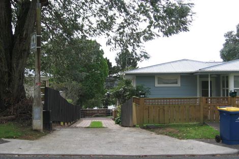 Photo of property in 10a Jillian Drive, Ranui, Auckland, 0612