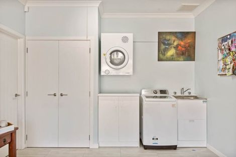 Photo of property in 46 Landmark Terrace, Orewa, 0931