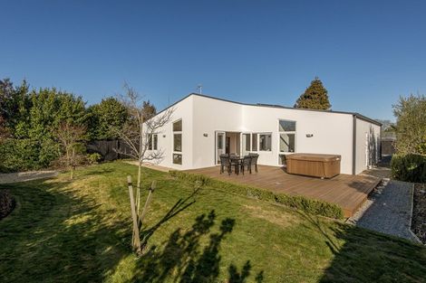 Photo of property in 24 Fovant Street, Russley, Christchurch, 8042