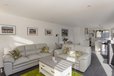 Photo of property in 10 Bute Street, Moeraki, 9482