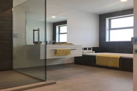 Photo of property in 14 Shillingford Boulevard, Rolleston, 7615