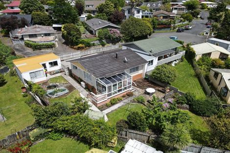 Photo of property in 8b Dovedale Place, Dinsdale, Hamilton, 3204