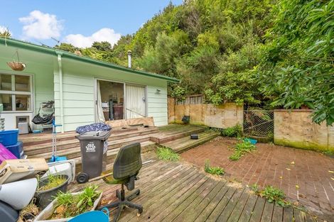 Photo of property in 15 John Street, Stokes Valley, Lower Hutt, 5019