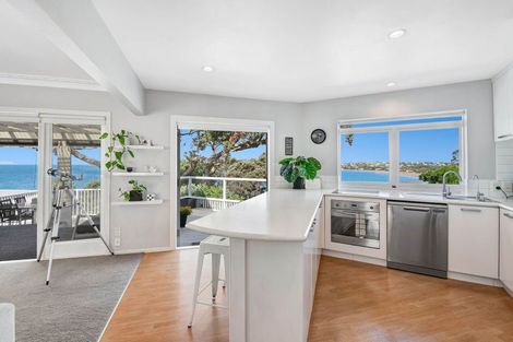 Photo of property in 11 Swann Beach Road, Stanmore Bay, Whangaparaoa, 0932