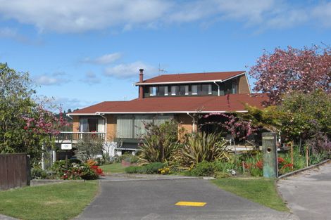Photo of property in 20 Isobel Street, Acacia Bay, Taupo, 3330