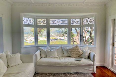 Photo of property in 29 Tirohanga Road, Tirohanga, Lower Hutt, 5010