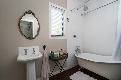 Photo of property in 36 Hawai Street, Two Mile Bay, Taupo, 3330