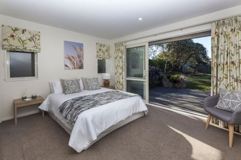 Photo of property in 44 Condell Avenue, Papanui, Christchurch, 8053