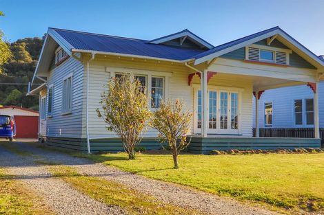 Photo of property in 58 Marsden Road, Greymouth, 7805