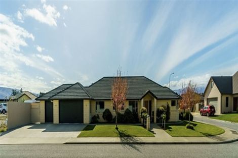 Photo of property in 10 Larch Crescent, Alexandra, 9320