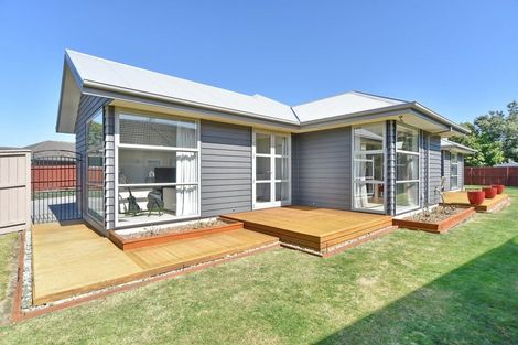 Photo of property in 14 Bancroft Place, Parklands, Christchurch, 8083