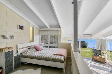Photo of property in 122 Aeroview Drive, Beach Haven, Auckland, 0626