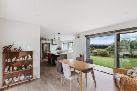 Photo of property in 14 Anglers Way, Omokoroa, 3114