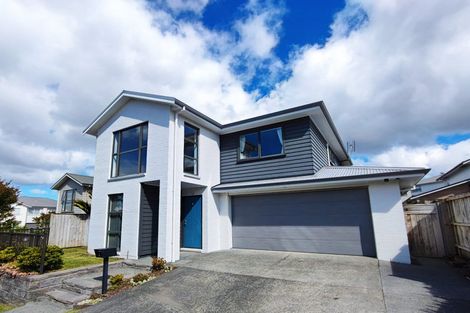 Photo of property in 4 Arthur Rolfe Lane, Swanson, Auckland, 0614
