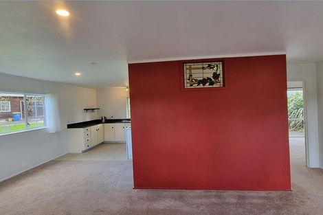 Photo of property in 357 Henderson Valley Road, Henderson Valley, Auckland, 0612