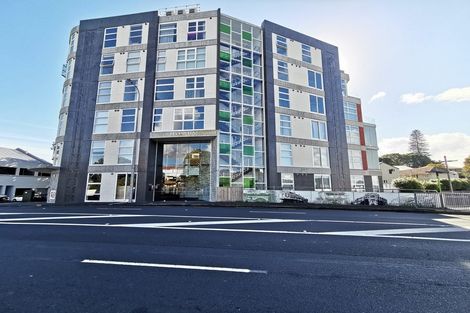 Photo of property in 301/246 Khyber Pass Road, Grafton, Auckland, 1023