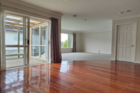 Photo of property in 6 Beggs Way, Flat Bush, Auckland, 2016