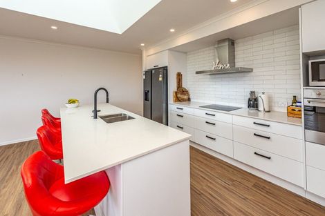 Photo of property in 36 Tirimoana Place, Otamatea, Whanganui, 4501