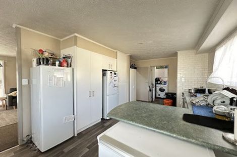 Photo of property in 5 Gibbons Road, Weymouth, Auckland, 2103