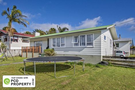 Photo of property in 2 Winston Street, Tikipunga, Whangarei, 0112