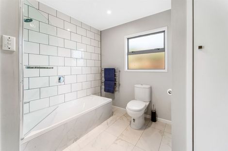 Photo of property in 31 Scott Road, Stanmore Bay, Whangaparaoa, 0932