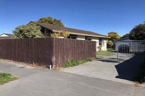 Photo of property in 19 Chadbury Street, Parklands, Christchurch, 8083