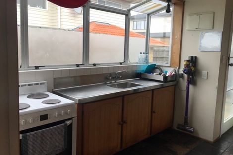 Photo of property in 40 Schnapper Rock Road, Schnapper Rock, Auckland, 0632