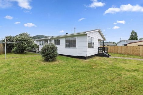 Photo of property in 53 Kawaha Point Road, Kawaha Point, Rotorua, 3010