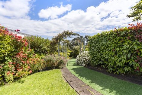Photo of property in 84 Bramley Drive, Farm Cove, Auckland, 2012